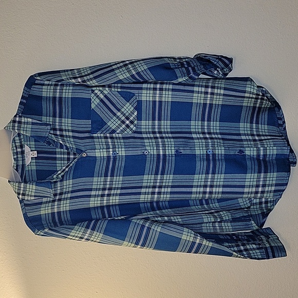 Time and Tru Tops - NWT Women's Soft Button down Shirt Size M